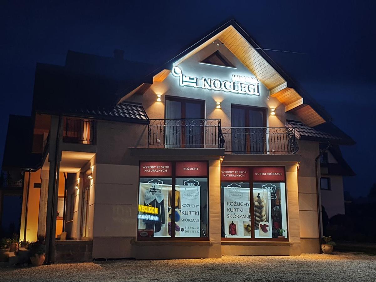 Mrowca Noclegi Pokoje Goscinne Gronkow Exterior foto